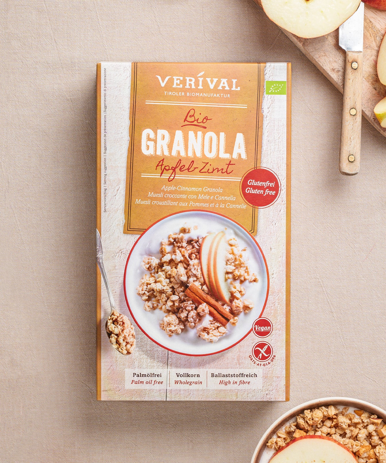 Das „All I Want For Breakfast“-Set von Verival Bio beinhaltet unter anderem ein Paket glutenfreies, ballaststoffreiches und palmölfreies Apfel-Zimt Granola. Für ein genussvolles Frühstückserlebnis.